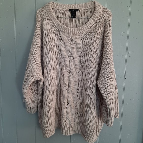 H&M Sweaters - H&M tan chunky oversized cable knit sweater size medium